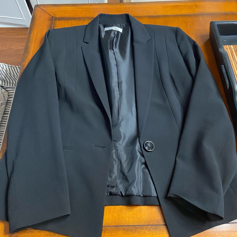 Black Suit—Single-Button Women's Blazer and pants